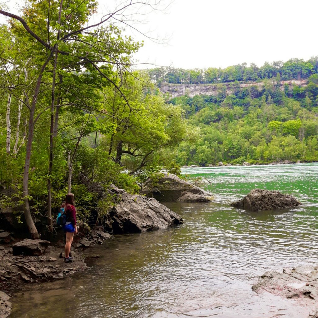 A hiking trail near Niagara Falls.